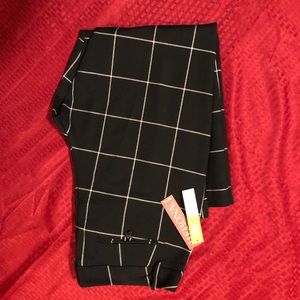 Black/White Cropped pants- NWT